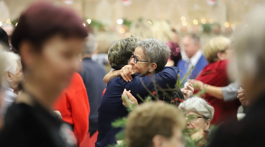 Obraz przedstawiający Świąteczna Atmosfera w Stodole Kultury - Wieczerza Wigilijna