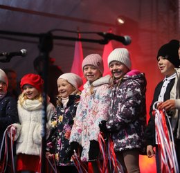 Obraz przedstawiający Tak Jerzmanowa świętuje Niepodległość