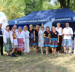 Obraz przedstawiający Smaki, rękodzieło i muzyka – nasza obecność w Cieniu Kolegiaty - Razem dla Tradycji