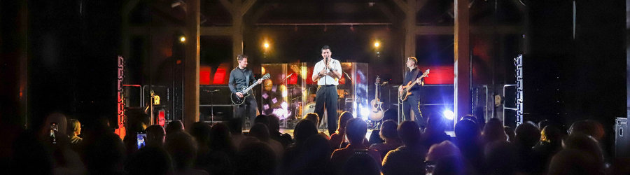 Walentynkowa eksplozja energii - koncert Filipa Lato z zespołem