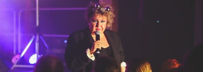 Retro Queen w Jerzmanowej – relacja z recitalu Agnieszki Makowskiej
